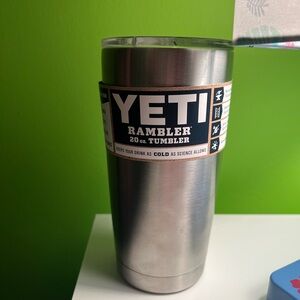 YETI Rambler 20 oz